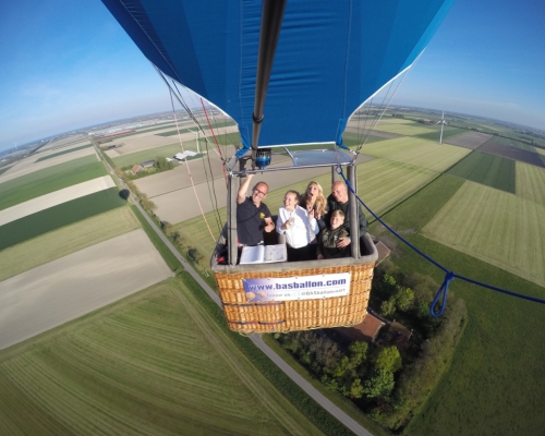 Prive ballonvaart 4 personen in Middenmeer Noord Holland
